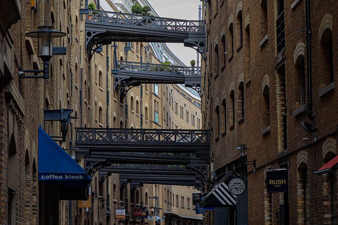 London through the lens: Iconic photo spots, hidden gems & food. - Timing, distance, and the feel of the day