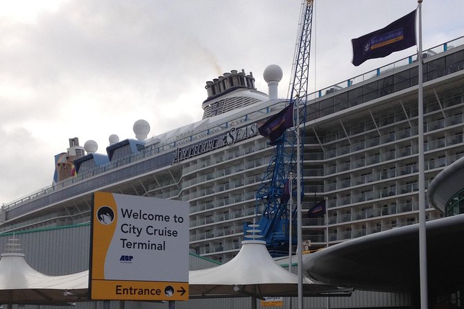 London To Southampton Cruise Terminals - A private ride for couples, families, and small groups