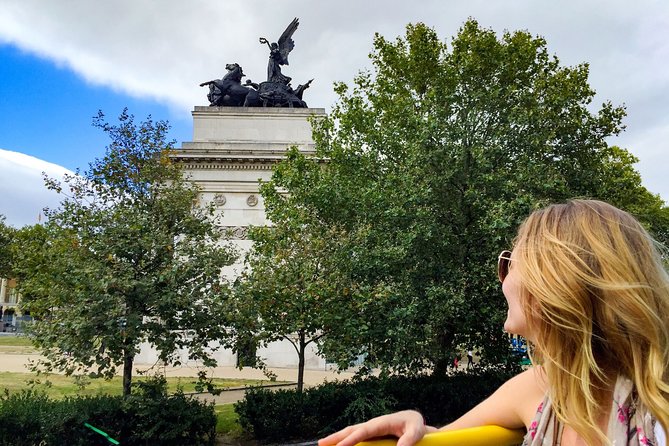 London Tootbus Hop-on Hop-off (Optional Thames Cruise) - Green Route: the British Museum, Euston, and King’s Cross