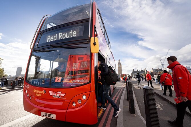 London Tour Hop-on Hop-off Bus with Optional Thames River cruise - Tower Hill and the Tower of London