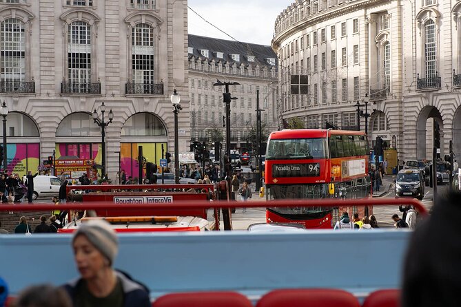 London Tour Hop-on Hop-off Bus with Optional Thames River cruise - Buckingham Palace and Victoria