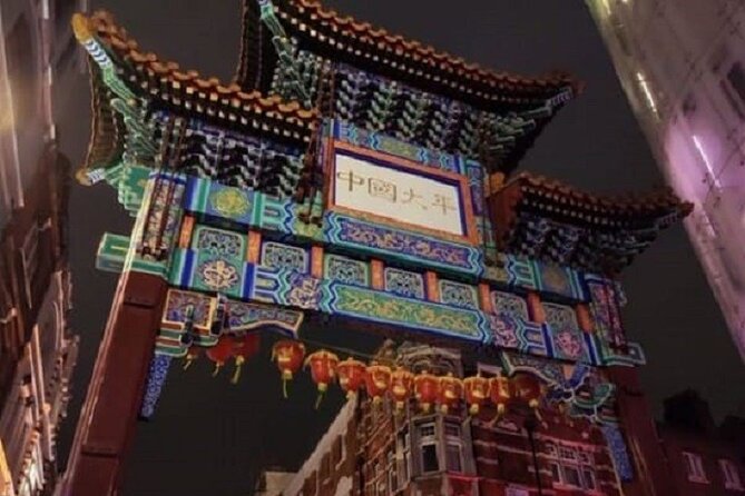 London West End Sunset Tour in Spanish - Covent Garden, movie settings, and street performance