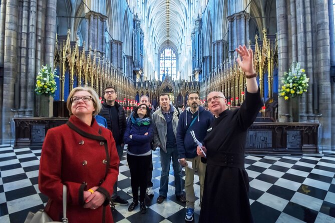 London: Westminster Abbey, Big Ben & Changing of the Guards Tour - St James’s Park and the walk to Buckingham Palace