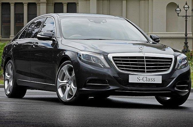 Luxury Car Departure from Central London to Heathrow Airport LHR - Why punctuality matters more than luxury