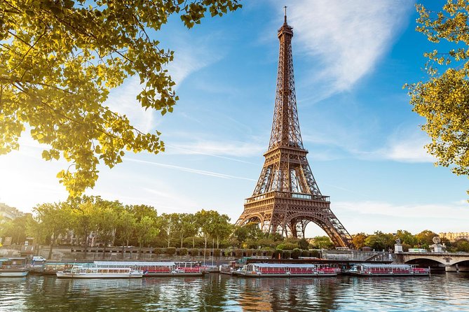 Luxury Paris Day Trip from London with Seine River Lunch Cruise - A two-hour Seine lunch with music and city views