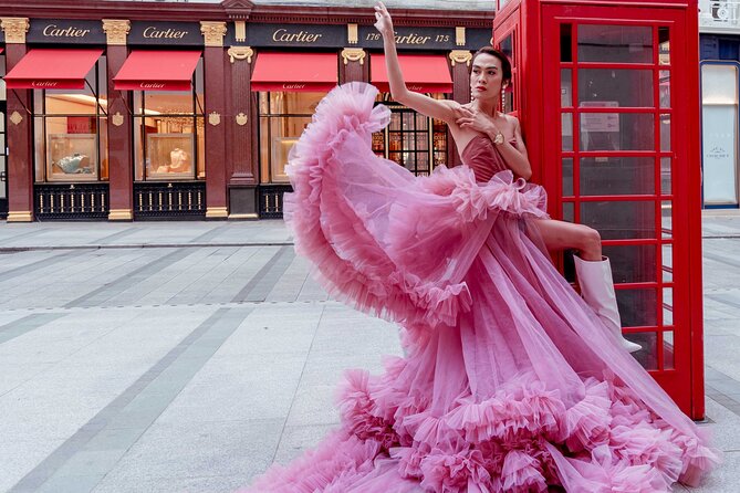Luxury Pinky Dress Photoshoot in London Photographer - Key points to know before booking