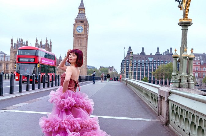 Luxury Pinky Dress Photoshoot in London Photographer - Timing, transport, and practical planning