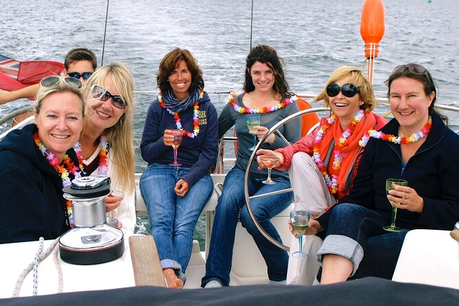 Luxury Sailing Experience Day with Champagne and Lunch or Dinner - The Solent and the Isle of Wight coast