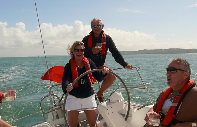 Luxury Sailing Experience Day with Champagne and Lunch or Dinner - Champagne, lunch, or dinner on the water