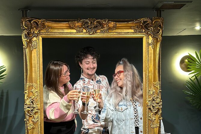 Madame Tussauds London Fast Track and Champagne Experience - Royalty, film stars, and music icons