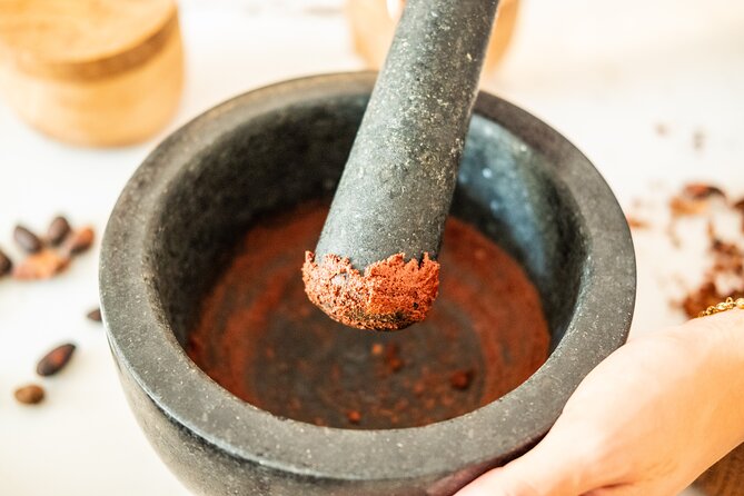 Make Your own Amazing Chocolate in Notting Hill - What the 90-minute chocolate class is really like