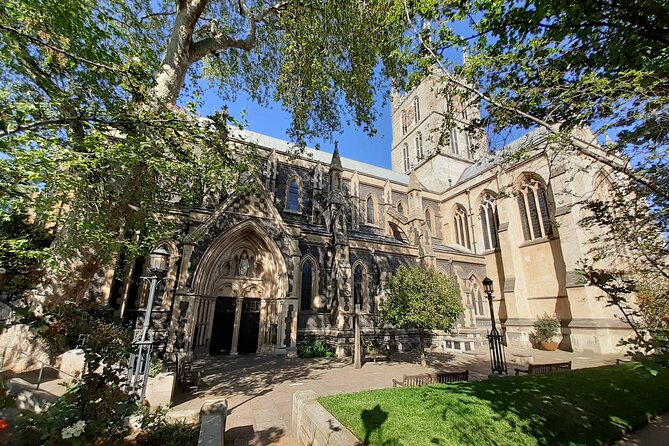 Medieval History Walking Tour from The Tower of London - London Bridge, Borough Market, and Southwark