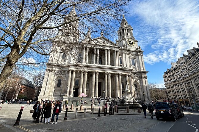 Medieval London Walking Tour Oxford PhD Historian Guide - Is $122.18 per person good value?