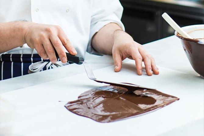 Melt Chocolate's Magical Master Class - Tempering chocolate without skipping the tricky part
