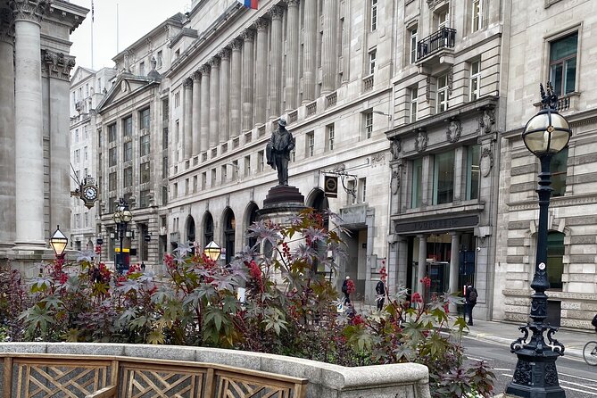 Money and Power in the City Sightseeing Tour - Starting with Roman and medieval London