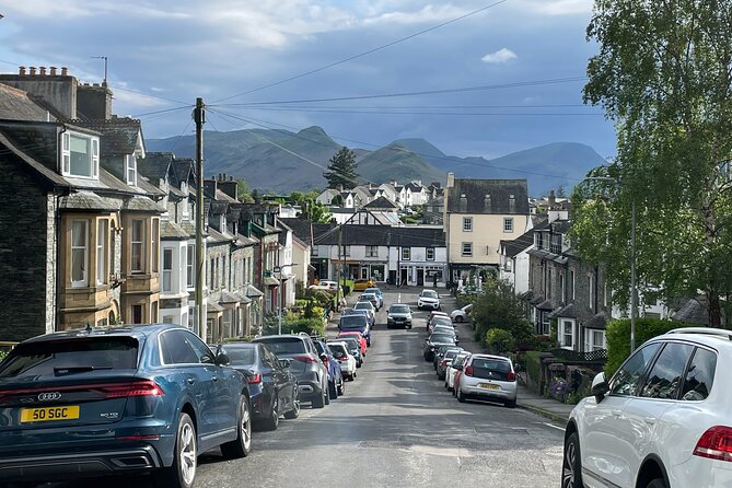 Northern Lake District: Self Guided Walking Tour of Keswick - Art, Hope Park, and the story of Max