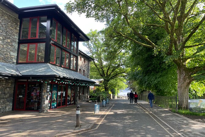 Northern Lake District: Self Guided Walking Tour of Keswick - Friars Crag gives the walk its reward