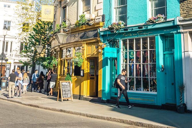 Notting Hill Walking Tour with Cream Tea - Royal Albert Hall, the Albert Memorial, and tea