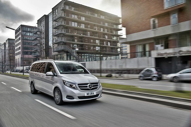 Nottinghamshire to London Heathrow Airport (LHR) Luxury Transfers - Why a private Nottinghamshire to Heathrow transfer can make sense