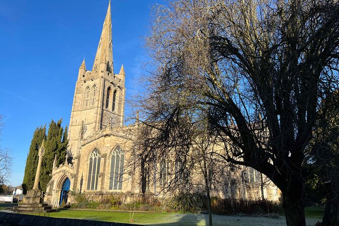 Oakham Private Historical Pub Walking Tour - Oakham Castle, a small building with a big story