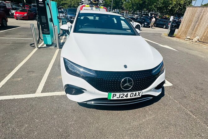 One Way Taxi Transfer from London Luton Airport to London City - A closer look at the price for one, two, or three people