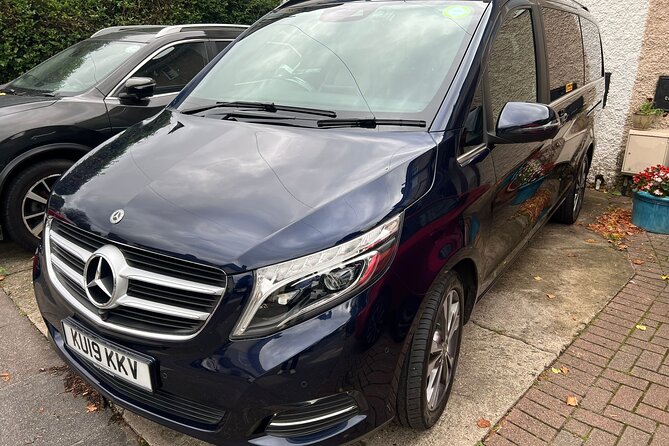 One Way Taxi Transfer from London Luton Airport to London City - Who should book this transfer