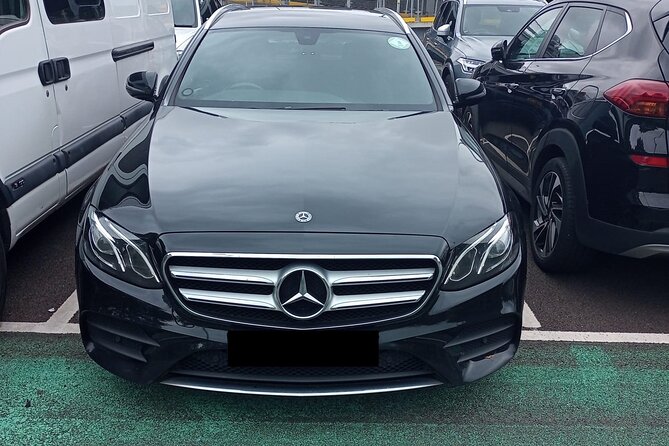 One Way Taxi Transfer from London to Heathrow Airport - What the private vehicle adds