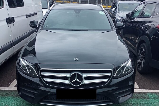 One Way Taxi Transfer from Stansted Airport to London - Booking Timing and Cancellation Flexibility