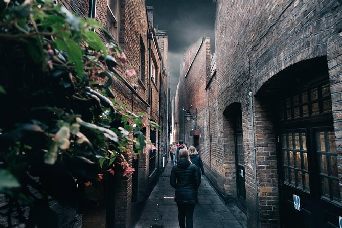 Original Harry Potter Locations Tour - Guided Tour of London - A short Underground ride and optional Thames cruise