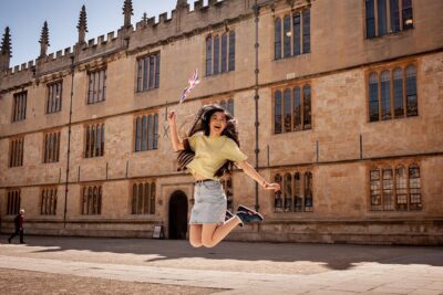 Oxford and Traditional Cotswolds Villages Small-Group Day Tour from London