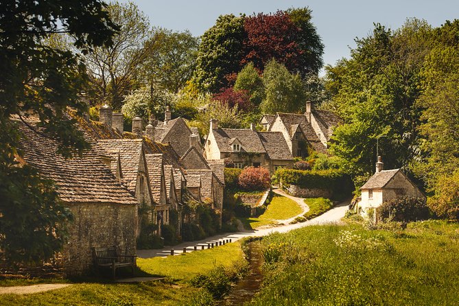 Oxford and Traditional Cotswolds Villages Small-Group Day Tour from London - Why the small group matters