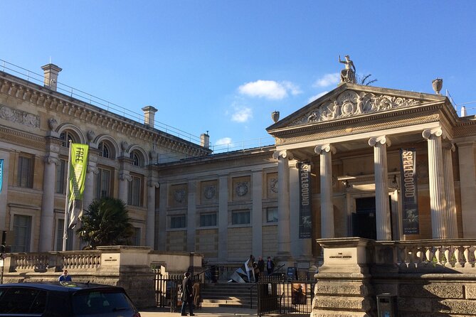 Oxford Official University & City Tour - What this Oxford walk does well
