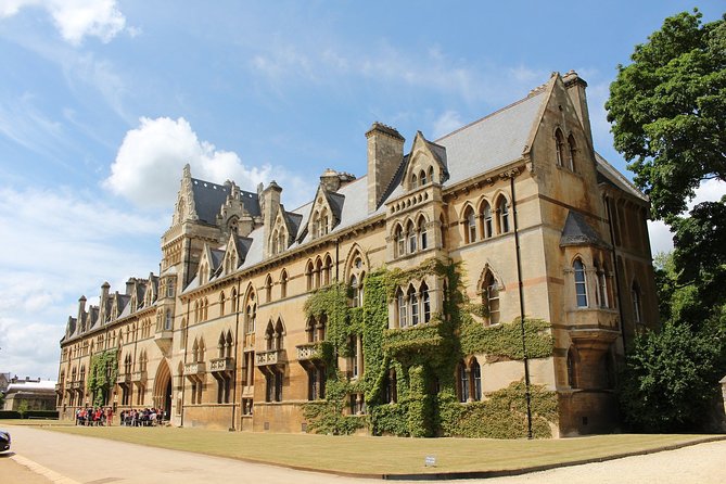 Oxford, Shakespeare Country & Warwick castle private Tour - The drivers can shape the day