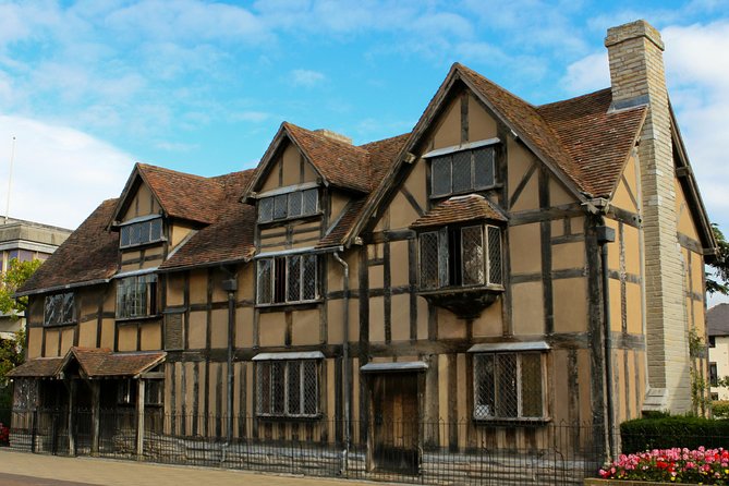 Oxford, Stratford, Cotswolds & Warwick Castle Tour from London - Who will enjoy this coach tour most?