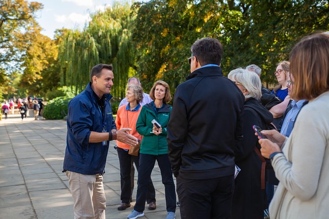 Oxford University Walking Tour With University Alumni Guide - Radcliffe Camera, Trinity, and the grand Oxford view