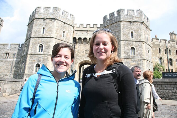 Oxford, Windsor and Eton - Day Tour from Brighton - The guide can make or break a big-group tour