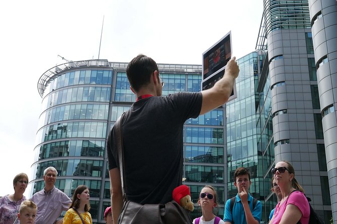 Paddington Bear Walking Tour - From Paddington to Little Venice