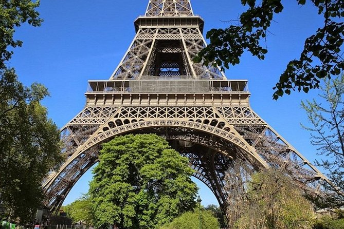 Paris by Rail with Sightseeing Bus and River Seine Lunch Cruise - Leaving London on the early Eurostar