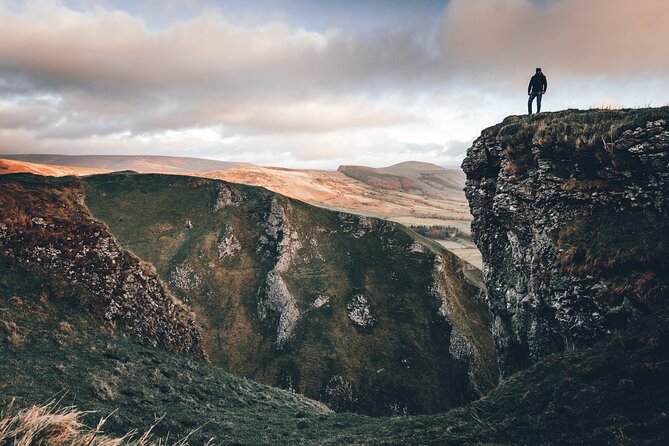 Peak District Tour App, Hidden Gems Game and Big Britain Quiz (7 Day Pass) UK - How the hundreds of map pins shape your day