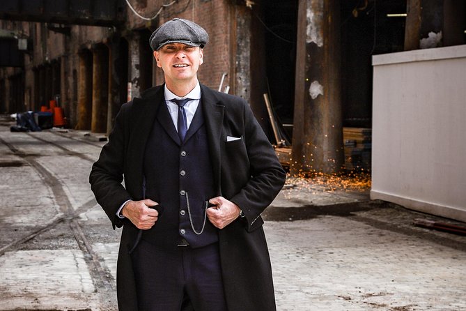 Peaky Blinders Coach Tour of Outer Liverpool & The Wirral - The guides are the real star