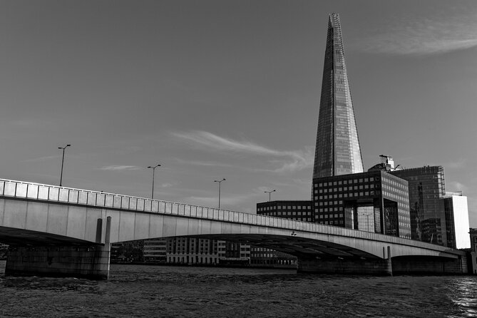 Postcard London - A compact walk through London’s eastern center