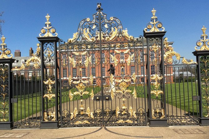 Princess Diana Private Walking Tour of London - How much walking should you expect?