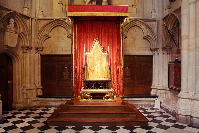 Priority Access Westminster Abbey Tour with a Professional Guide - Coronations, royal weddings, and a living church