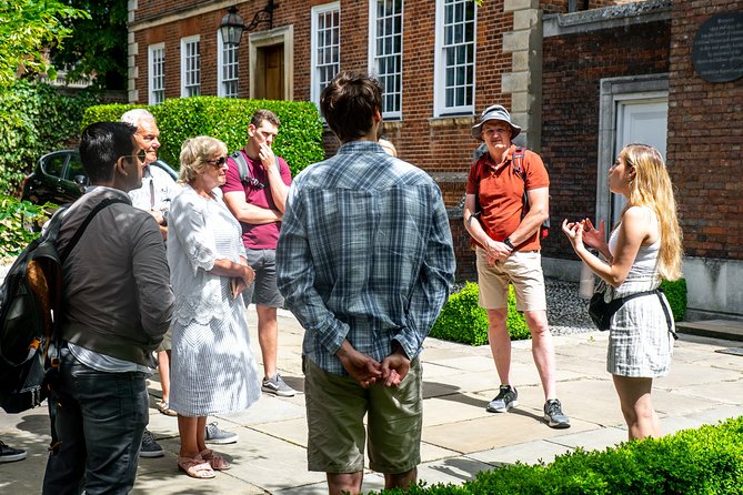 Private 2-Hour Cambridge Walking Tour With University Alumni Guide - Why a private Cambridge walk works well