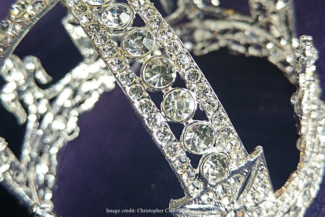 Private 3-hour Tour of The Iconic Tower of London & Tower Bridge - The 42-metre walkway and glass floor