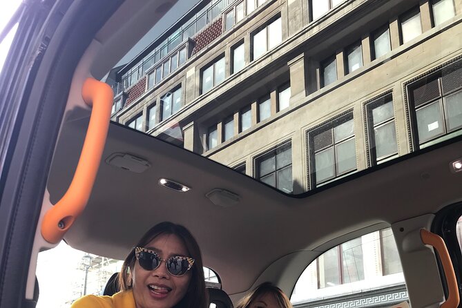 Private Beatles and London Rock Tour in Electric Taxi - Savile Row and the Beatles’ final public performance