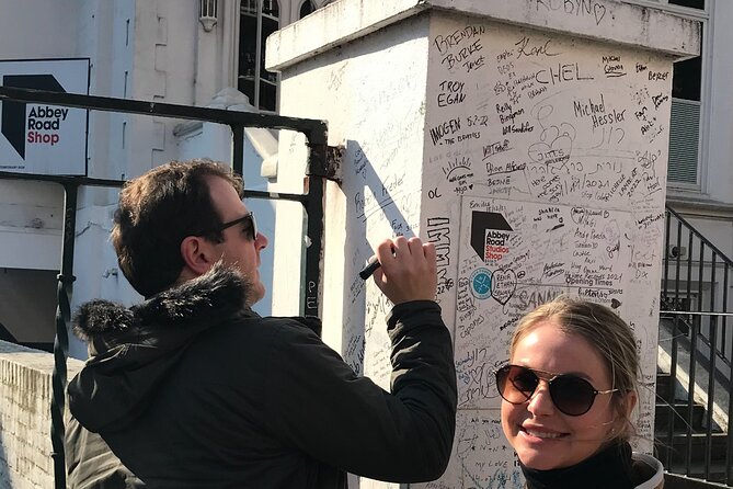 Private Beatles and London Rock Tour in Electric Taxi - Barry and Steve: the guide can shape the day
