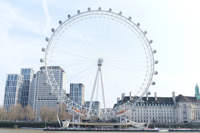 Private Bike or eBike Gold Classic Tour London - Trafalgar Square, Covent Garden, and Lincoln’s Inn Fields