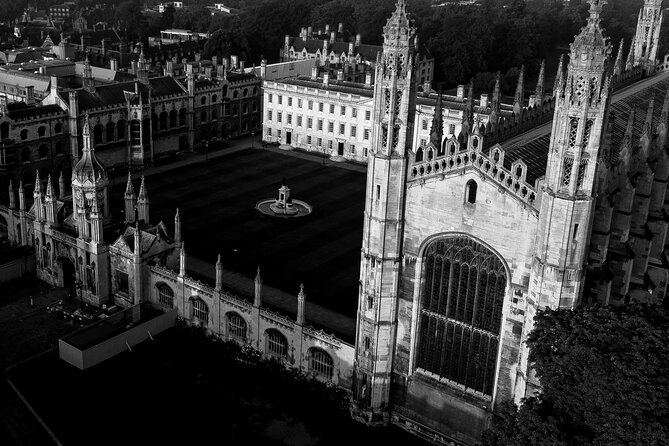 Private | Cambridge University Ghost Tour Led By University Alumni - Trinity College and the science of ghost hunting