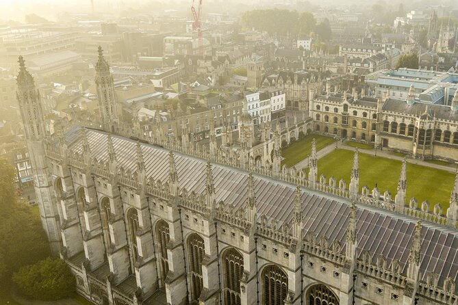 Private | Cambridge University Tour By Alumni™ & King's Chapel - Senate House and Cambridge graduation traditions